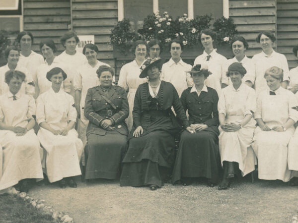 Pauline Paget (centre) surrounded by masseuses of the Almeric Paget Military Massage Corp.
