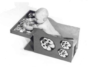 In the front support kneeler the baby learns to dissociate flexion of the hip from flexion of the spine.